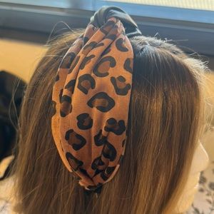 Black headband with knot